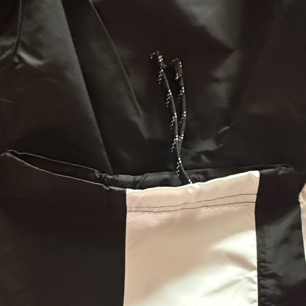 Classic Black and White Joggers - Picture 6 of 7